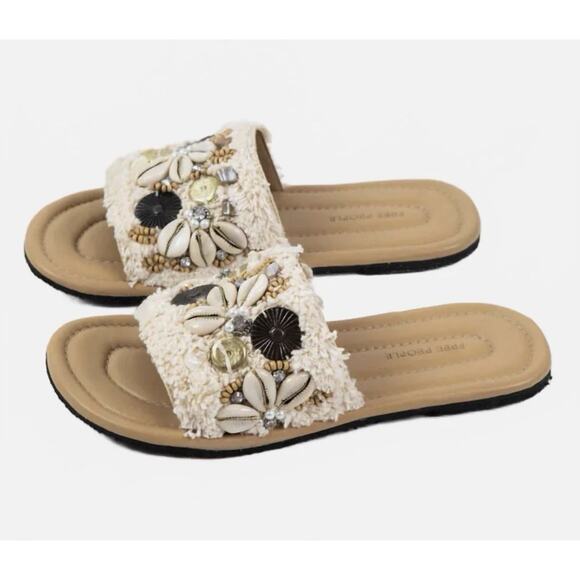 Free People Shoes - Free People Women's Size 7.5 Shipwreck Surf Shell Sandals Chalk New